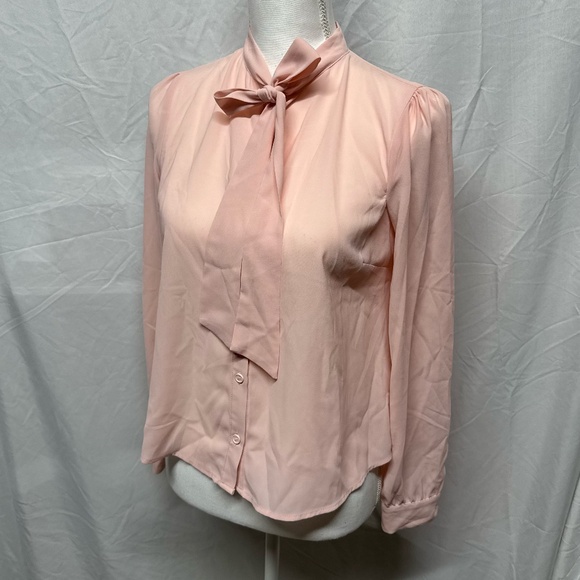 New Forever 21 Pink Button up Blouse with Bow - Picture 2 of 2